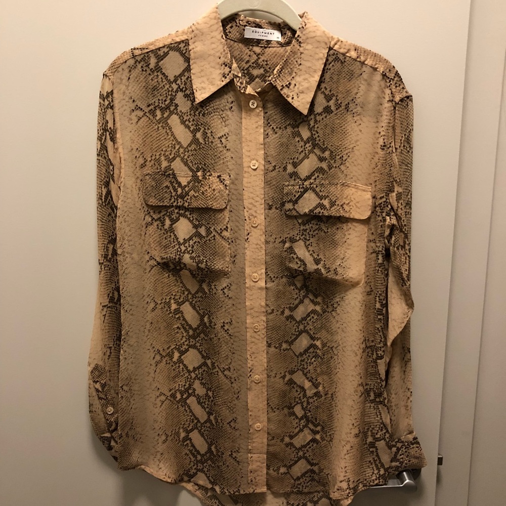 Equipment snake print silk blouse in dark sand. XS